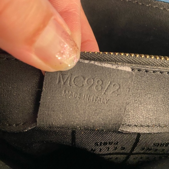 CELINE Paris Black Tote Shoulder Bag with Gold Plates Classic Authenticated - Picture 12 of 16